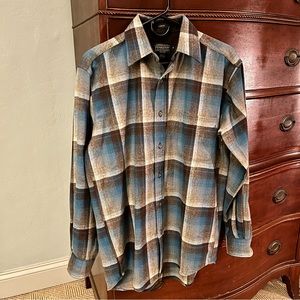 Pendleton Men’s Wool Lodge Flannel Shirt